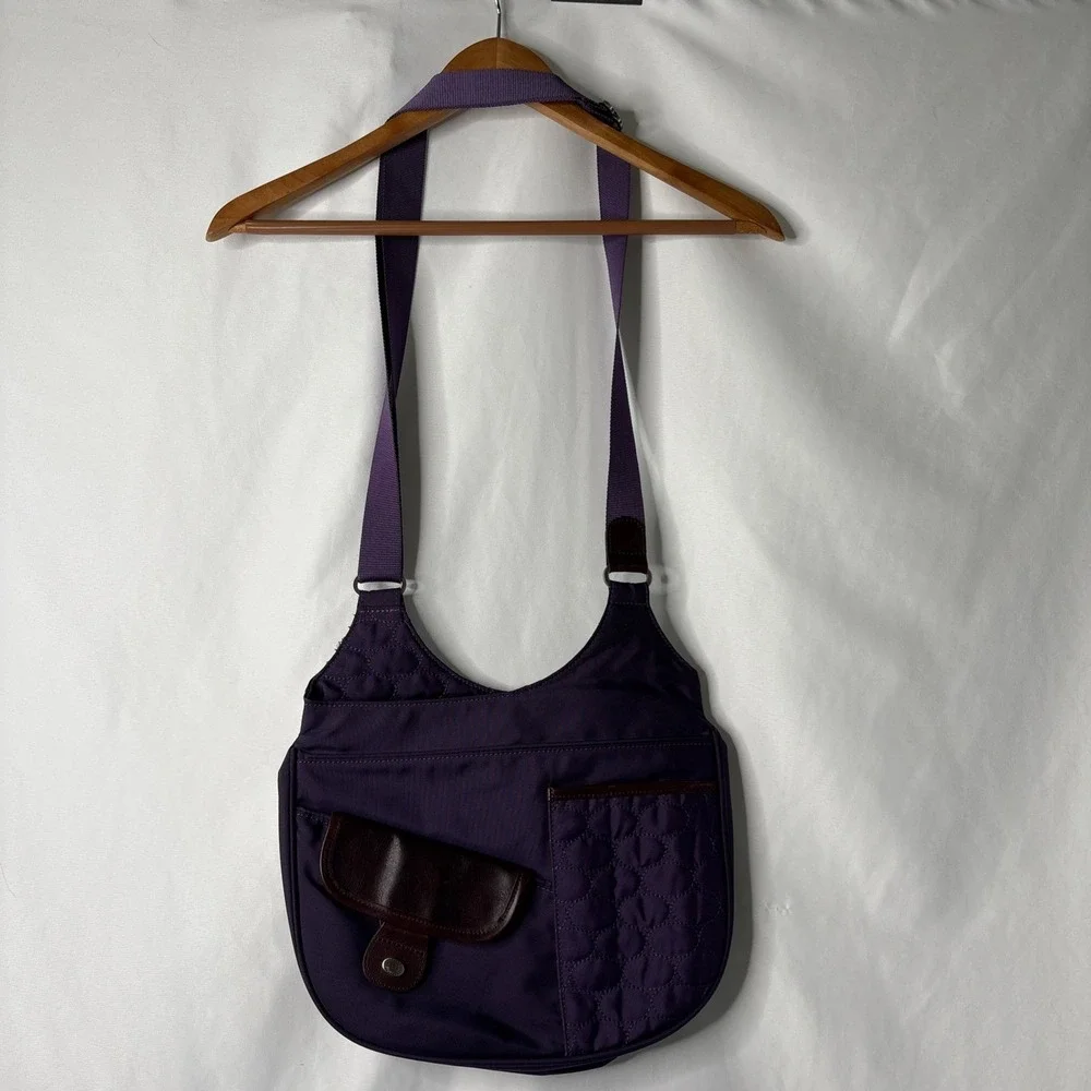 Mosey Messenger Crossbody Bag Purse Leather Accents‎ Magnetic Zip Close Purple